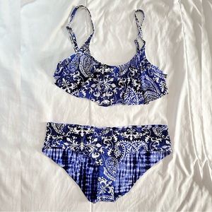 🩵 BLOSSOM Ruffle Push-up Bikini Top